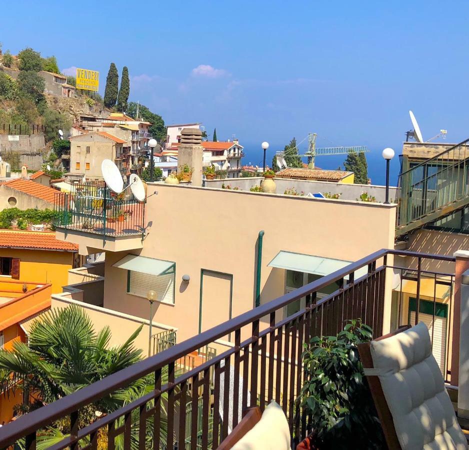La Casa Di Andrea Apartment Taormina Luaran gambar